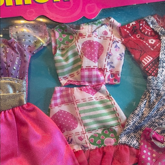 Vintage 90s Barbie Doll Fashion Gift Set 6 Outfits Formal and Casual Clothes - Picture 5 of 8